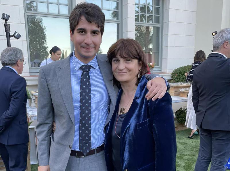 "მაგისტრატურაც დაამთავრა..." - რას წერს ნინო ჟვანია ვაჟზე?