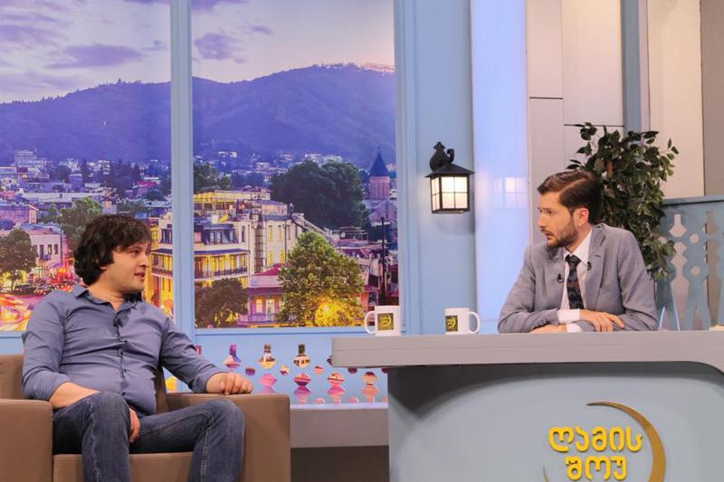 "ძალიან გაბრაზებული ვარ, ირაკლი კობახიძეს ვინმე ევროკომისარი დაემუქრა... ვინმემ არ დამიწყოს, გაბუნია მთავრობას მხარს უჭერსო, მე ჩემი პოზიცია მაქვს და არ ვმალავ" - გიორგი გაბუნია