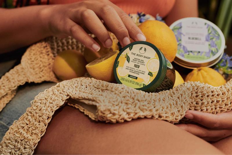 The Body Shop-ის ლიმიტური კოლექციები ზაფხულში კანის ბზინვარებისთვის - გამოსცადეთ ციტრუსისა და ყვავილების მაცოცხლებელი ენერგია