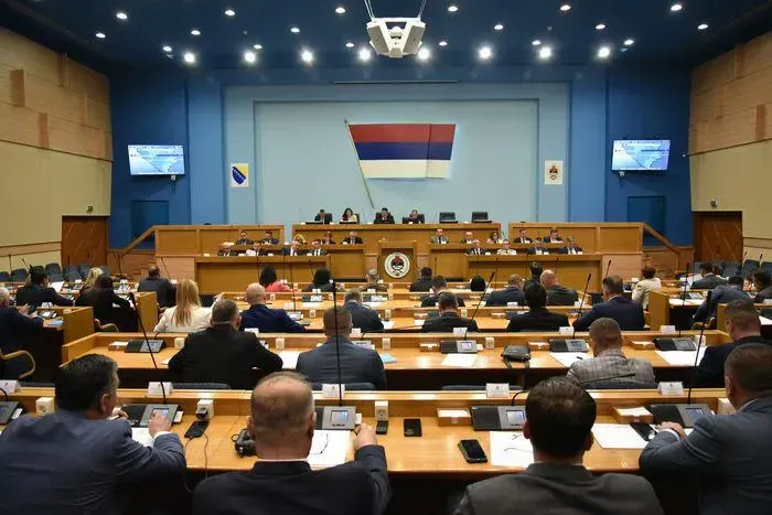 ბოსნია და ჰერცეგოვინას სერბთა რესპუბლიკის მთავრობამ "უცხოელი აგენტების შესახებ" კანონპროექტი გაიწვია
