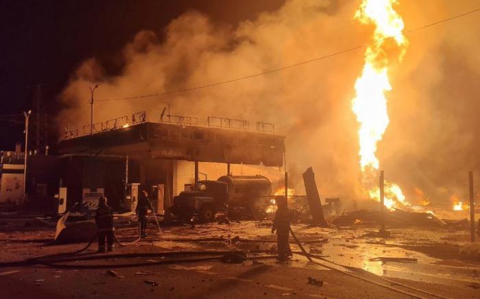 აფეთქება და ძლიერი ხანძარი ერევანთან ახლოს - დაშავებულია შვიდი ადამიანი: რა მოხდა სომხეთში (ვიდეო)