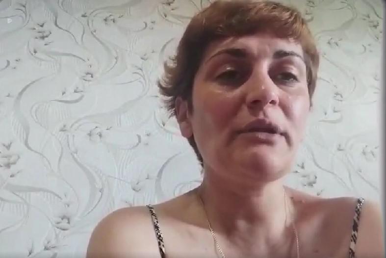 დაუჯერებელი ამბავი: 39 წლის ქალმა იპოვა ბიოლოგიურ მშობლები, რომელსაც 9 წლის განმავლობაში ეძებდა - "ჩემი ნახევარძმა მამის მხრიდან ჩემი კლასელი აღმოჩნდა"