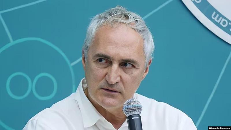 სომხეთის ევროპული პარტიის ლიდერი საქართველოში არ შემოუშვეს: "გილოცავთ რუსეთის დღეს..." - რას წერს ტიგრან ხზმალიანი