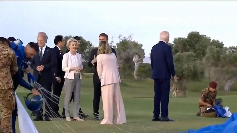 "ბაიდენი ისევ გაშეშდა": რა მოხდა, როცა G7-ის ლიდერები ერთობლივ ფოტოს იღებდნენ და როგორ გამოეხმაურა თეთრი სახლის სპიკერი "უხერხულ ვიდეოს"