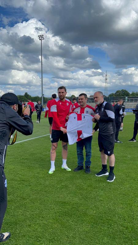 ვოლტის ახალი რეკორდი შედგა - საქართველოს საფეხბურთო ნაკრებმა გზავნილი ჩაიბარა