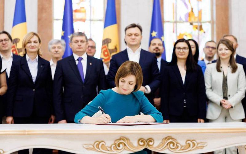 მაია სანდუმ ხელი მოაწერა განკარგულებას ქვეყნის ევროკავშირში გაწევრიანებაზე მოლაპარაკებების დაწყების შესახებ