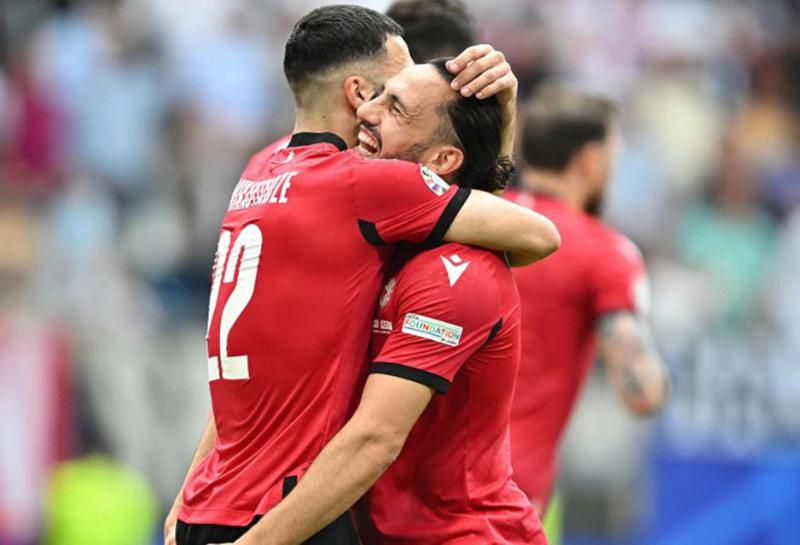 "ვამაყობ შენით, გიორგი" - "ლევანტე" გიორგი ქოჩორაშვილს პოსტს უძღვნის და ტექსტს ქართულ ენაზე აქვეყნებს