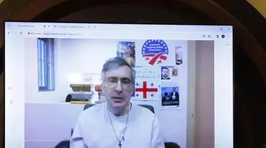 "საქართველოში წესრიგი არის აღსადგენი - პოლიციამ, პრაქტიკულად, კრიმინალი მიუშვა საკუთარ მოქალაქეებზე, პოლიციას აღარ აქვს ავტორიტეტი" - მიხეილ სააკაშვილი