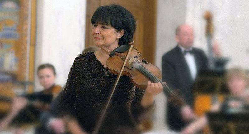 "ძალიან დიდი მუსიკოსი დააკლდა სამყაროს" - გარდაიცვალა მევიოლინე ლიანა ისაკაძე