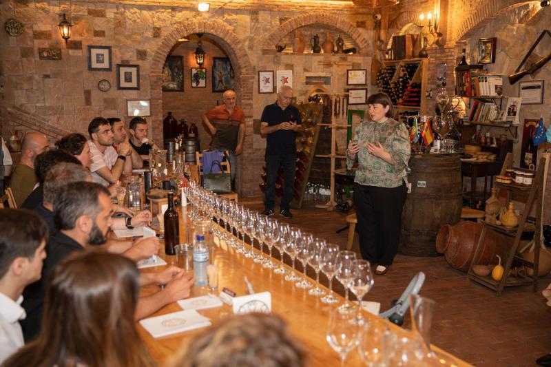 ბათუმში სერვისის სატრენინგო პროგრამით 600-მდე პირი გადამზადდა