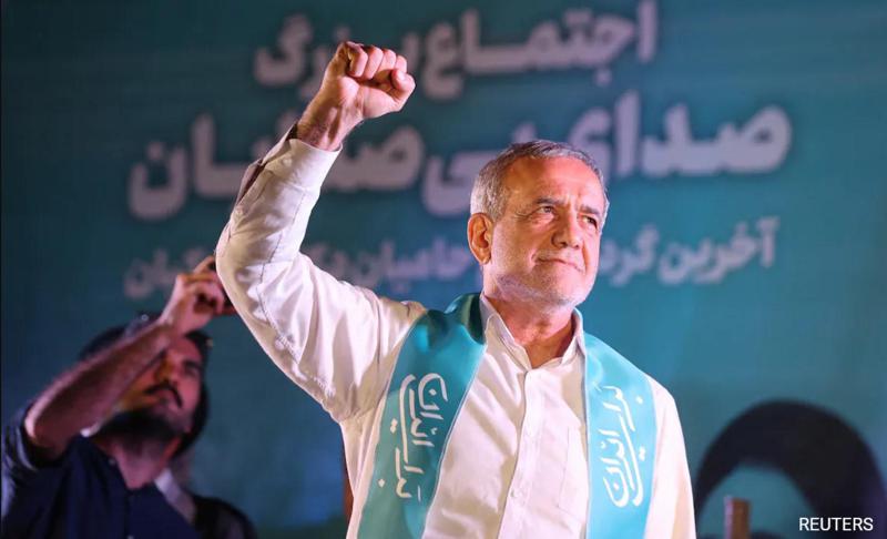 ვინ არის ირანის ახალი პრეზიდენტი, რომელიც ჰიჯაბის ტარების წინააღმდეგია - ავტოკატასტროფაში დაკარგული ცოლ-შვილი და დასავლურ სამყაროსთან მოლაპარაკების პირობა