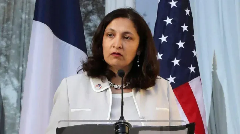 "გამარჯობა! თბილისში ჩამოვედი" - აშშ-ის სახელმწიფო მდივნის მოადგილე საქართველოშია