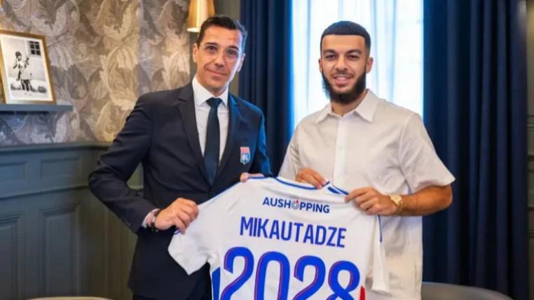 "ის აქ არის და ის იდეალურია" - რეკორდული ტრანსფერი ქართული ფეხბურთის ისტორიაში: "ლიონმა" გიორგი მიქაუტაძე წარადგინა