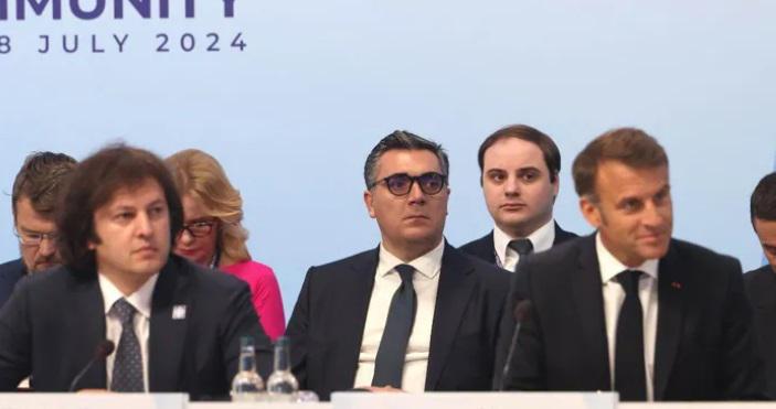 "ევროპული პოლიტიკური გაერთიანების სამიტზე პრემიერ-მინისტრს ჰქონდა სხვადასხვა ლიდერებთან კომუნიკაციის შესაძლებლობა" - ილია დარჩიაშვილი