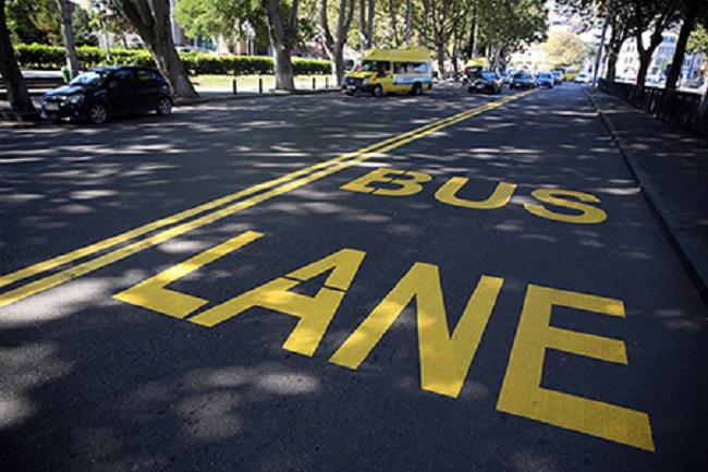 მოტოციკლისა და მოპედებისთვის ავტობუსის ზოლზე გადაადგილება დასაშვები გახდა