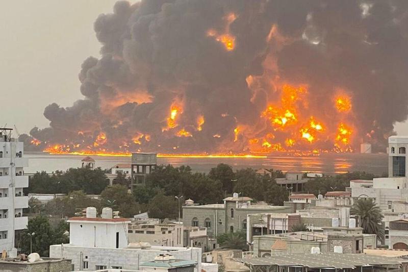 "ცახალმა" იემენში ჰუსიტების საზღვაო პორტი დაბომბა - ისრაელი აცხადებს, რომ რეიდებს კვლავაც გააგრძელებს: რა შეიძლება იყოს ჰუსიტების პასუხი?