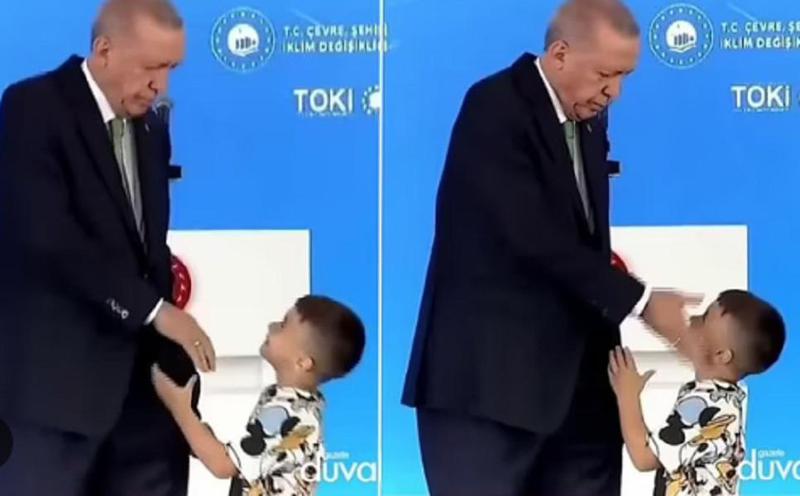 ერდოღანმა ბავშვს მსუბუქი სილა გააწნა, მას შემდეგ, რაც ბიჭუნამ ხელზე არ აკოცა - მოგვიანებით კი ფული აჩუქა (ვიდეო)
