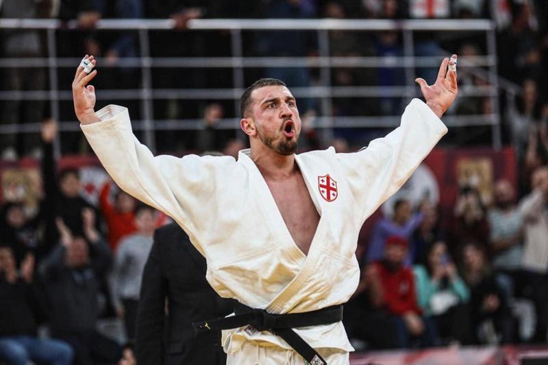 ლაშა ბექაური ოლიმპიადის მეოთხედფინალშია