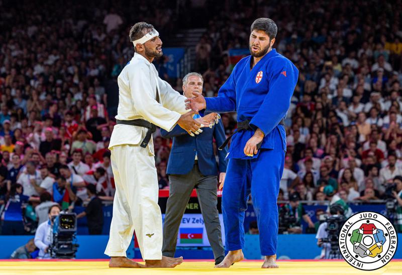 "ილია სულამანიძე გაწირეს... ფინალის მოგება მას მსაჯმა კი არა, ზემდგომმა, ე.წ. სუპერვაიზერმა არ დაანება, მსაჯი მის მესამედ გაფრთხილებას არ აპირებდა" - რას წერს სპორტული ჟურნალისტი?