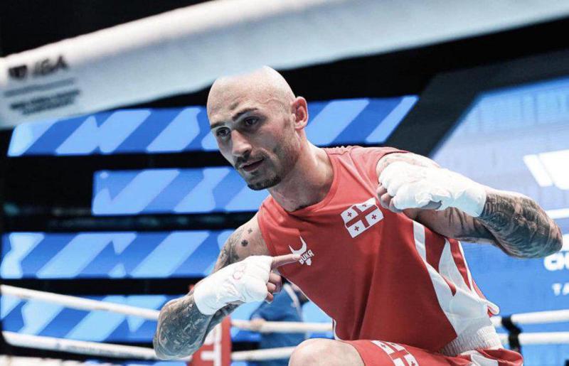 თავდადებული ბრძოლა გახეთქილი წარბით: ლაშა გურული ნახევარფინალშია - მან ბრინჯაო უკვე გაინაღდა და ოქროსთვის ბრძოლას გააგრძელებს