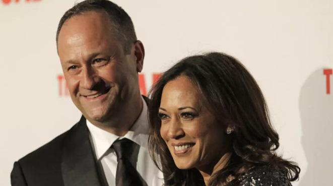 კამალა ჰარისის მეუღლე პირველი ქორწინებისას, ძიძასთან ცოლის ღალატში ამხილეს - დუგლას ემჰოფმა მომხდარი აღიარა, რას აცხადებს მისი პირველი ცოლი?