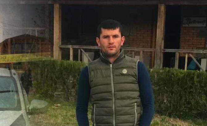 ნაფიცმა მსაჯულებმა გამამტყუნებელი ვერდიქტი გამოუტანეს 29 წლის ახალგაზრდის მკვლელობაში ბრალდებულს, რომელიც მოკლულს ბავშვობიდან იცნობდა -  რა დაადგინა სასამართლომ?