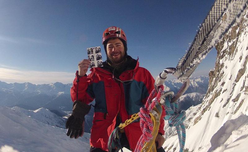 მაშველებმა მწვერვალ შხელდაზე გარდაცვლილი მთამსვლელის, არჩილ ბადრიაშვილის ცხედარი იპოვეს - რა დეტალები ხდება ცნობილი