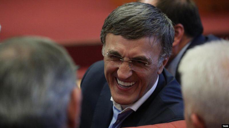 რუსეთში ე.წ. აგენტების კანონის თანაავტორი, დღეს ამ კანონის საფუძველზე იდევნება - მასზე ძებნაა გამოცხადებული