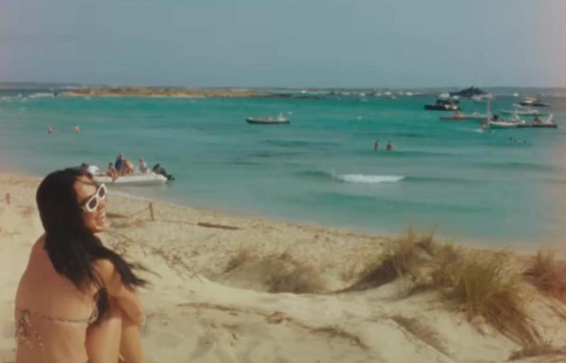 სკანდალი კეტი პერის გარშემო: მომღერალმა ვიდეო ესპანეთის დაცულ ტერიტორიაზე, სავარაუდოდ ნებართვის გარეშე გადაიღო - აღძრულია საქმე