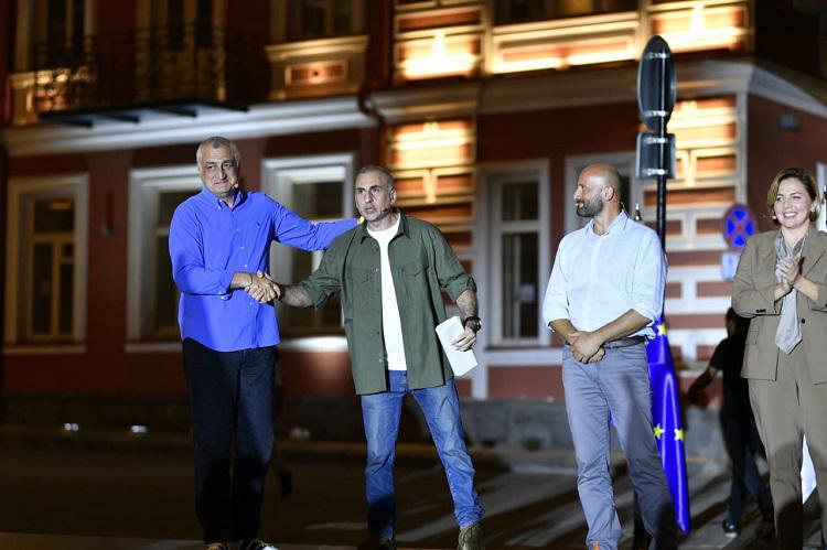 “ცალ-ცალკე ყველას დაგვამარცხებდა “ქართული ოცნება" - ერთ მუშტად შეკრულები სერიოზულ შედეგს დავდებთ“ - ალეკო ელისაშვილი