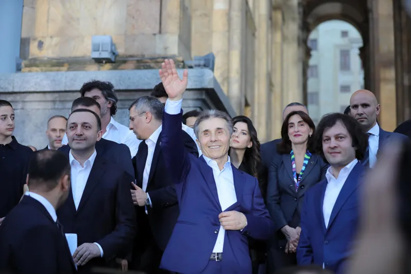 რას აპირებს "ქართული ოცნება" არჩევნების შემდეგ: მმართველი პარტიის ვრცელი განცხადება - "ვაზუსტებთ, რისთვის გვჭირდება საკონსტიტუციო უმრავლესობა"