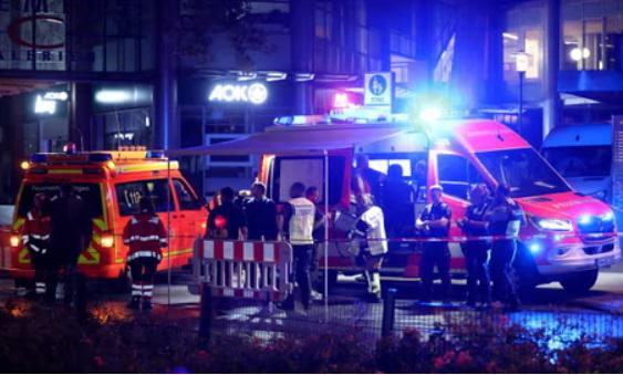 გერმანიაში, ფესტივალზე შეკრებილ ადამიანებს დანით შეიარაღებული პირი დაესხა თავს - მოკლულია სამი ადამიანი - რა მოხდა ზოლინგენში