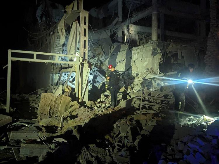 რუსეთი “ჰიპერბგერითი“ რაკეტებით და “კამიკაძე“ დრონებით სამოქალაქო ინფრასტრუქტურას ესხმის თავს, უკრაინაში აცხადებენ, რომ ოკუპანტი პასუხს მიიღებს (ვიდეო)