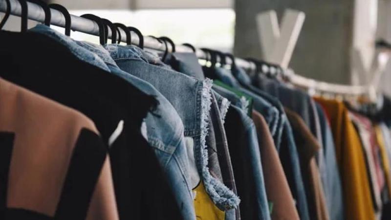 ტანსაცმელის ექსპორტი თითქმის რეკორდულ ნიშნულზეა - რომელ ქვეყნებში იყიდება ქართული ნაწარმი?