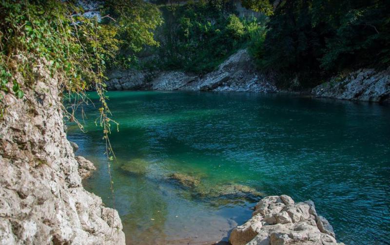 ტრაგედია სენაკში - მდინარე ტეხურში 22 წლის ბიჭი დაიხრჩო