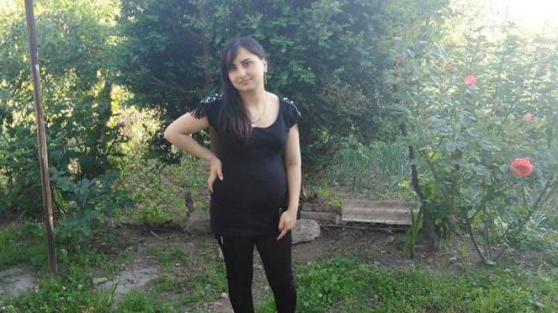 "არც კი იკადრეს ეთქვათ, რომ პაციენტი დაეღუპათ. პოლიციელი მომიგზავნეს, - აპარატიდან უნდა გამორთონო..." - ახალნამშობიარები ქალის გარდაცვალებაში მედიკოსებს ადანაშაულებენ: რას აცხადებს "გორმედი'"?