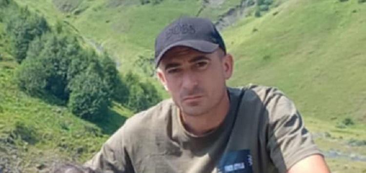 მამაკაცი, რომელმაც სოფელ ახაშენში ცოლი და ორი მეგობარი მოკლა, დააკავეს