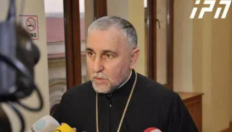 პროტოპრესვიტერ გიორგი ზვიადაძის განცხადებით, ხელისუფლება და საპატრიარქო შეთანხმდნენ, რომ კონსტიტუციაში გაჩნდება ჩანაწერი: “მართლმადიდებლური ქრისტიანობა საქართველოს სახელმწიფოს იდენტობის საყრდენია“