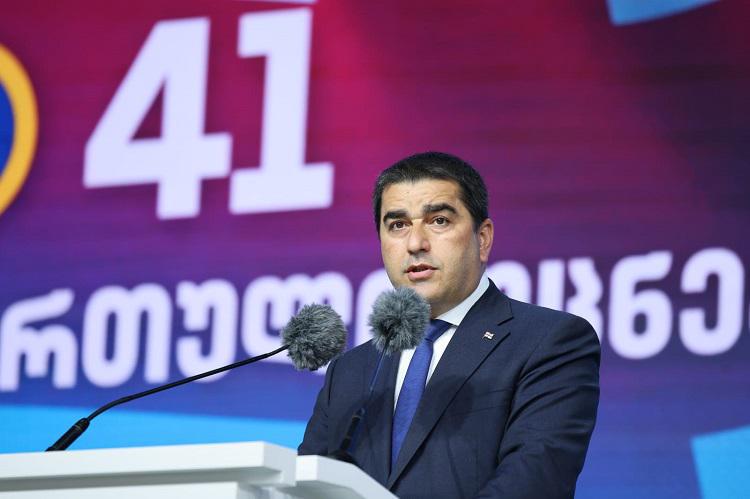 “ჩვენი ქვეყანა ნინოს გზას გადის: ეკლიანს და მტკივნეულს, გარედან მართული ოპოზიცია აგრძელებს ქვეყნის რყევას - მათ ძალაუფლება სჭირდებათ, რომ ჩვენს სულში სხვებს ხელები აფათურებინონ“ - შალვა პაპუაშვილი