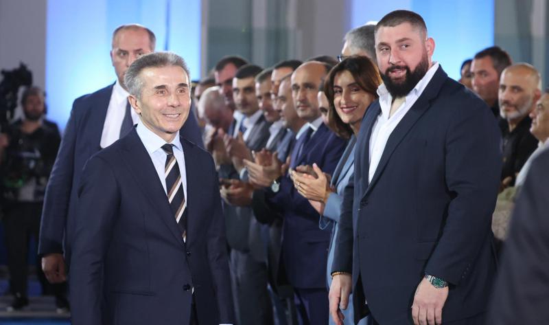 "ივანიშვილს სჭირდება ოფიციალური სტატუსი... როგორი პოპულარულიც  უნდა იყოს ტალახაძე ან პეტრიაშვილი, ეს შედეგზე, გავლენას არ იქონიებს" - როგორ აფასებენ ექსპერტები "ოცნების" ოცეულს?