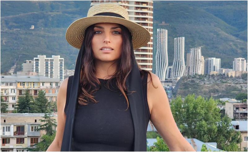 "ამიტომაც ამოგეჩხირეთ თვალში, ღამე ვერ დავიძინებ, თუ რაიმე სათქმელი მაქვს... ვიღაცებისთვის ალბათ უფრო მისაღებია, მიწებებული წამწამები ვაფახულო" - რას ამბობს ცნობილი მოდელი ნათია მაქაცარია