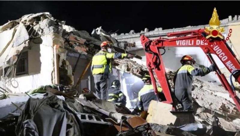 სახლის ჩამონგრევას დედა, 2 შვილი და ბებია ემსხვერპლნენ - ტრაგედია ნეაპოლთან