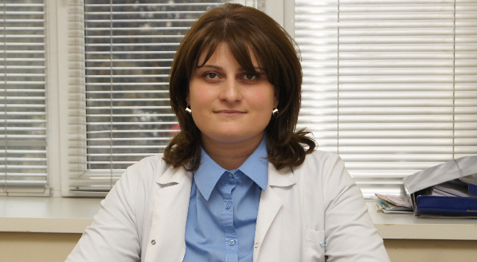 რა საფრთხეებს შეიცავს შილაკის ხშირი კეთება და რას გირჩევთ დერმატოლოგი - "ამ პრობლემით პაციენტები ხშირად მოგვმართავენ"