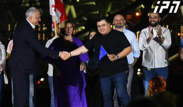 გიორგი უშიკიშვილი პოლიტიკაში მიდის - ის "ძლიერი საქართველოს" საარჩევნო სიის მე-15 ნომერია