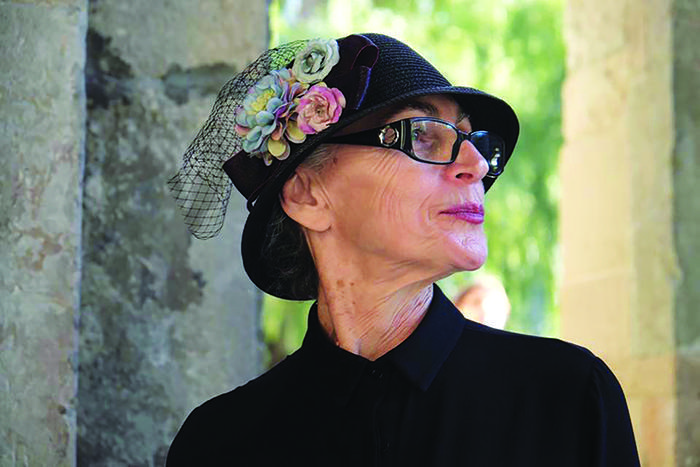 "ქორწინებაზე სერიოზულად არასდროს მიფიქრია, თორემ მთხოვნელები როგორ არ მყავდა" - რას ჰყვება სვეტიცხოვლის კოლორიტი გიდი პროფესიასა და ბუდუ ზივზივაძესთან ნათესაობაზე?