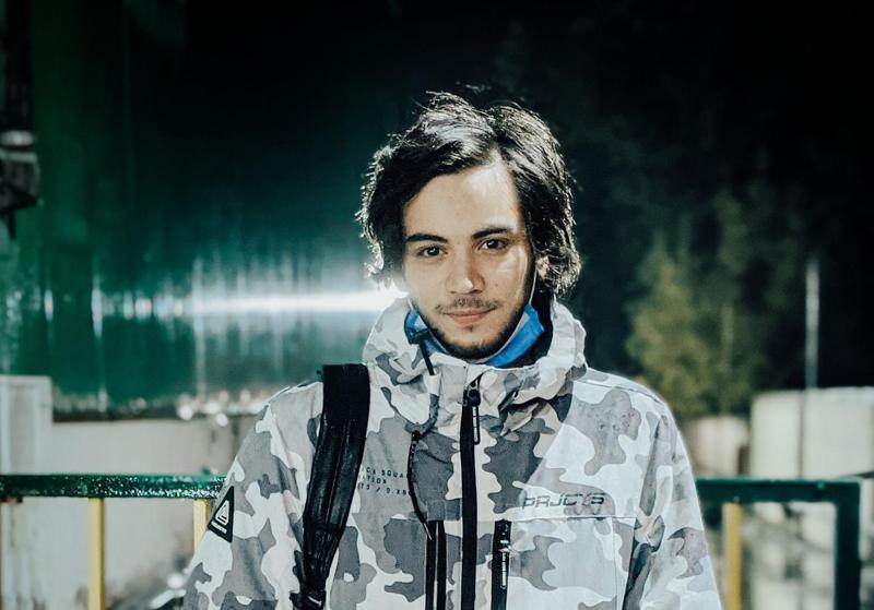 "დანის დარტყმამდეც, ბავშვმა ბრალდებულს უთხრა, რომ უდანაშაულო იყო..." - 23 წლის ბიჭის მკვლელობის საქმე: პროკურორის თქმით, ის კონფლიქტისას მხარეების გაშველებას ცდილობდა