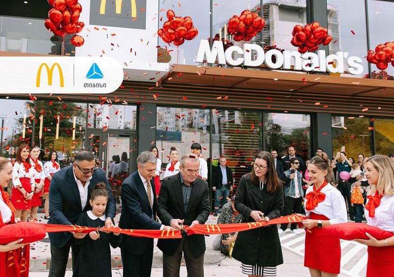 თბილისში "მაკდონალდს საქართველოს" ორი ახალი რესტორანი გაიხსნა