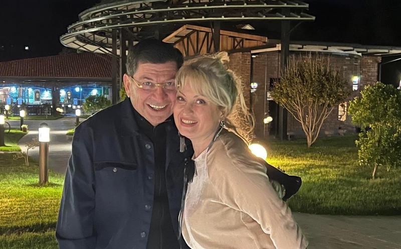 "მეუღლე რომ გარდამეცვალა, მძიმე წუთები გამოვიარე... თუმცა სულ მქონდა იმედი, რომ გამოჩნდებოდა ადამიანი, რომელიც ამ სიცარიელეს შემივსებდა, ახლა მარტყოფში ვცხოვრობთ" - გია დავითიანი