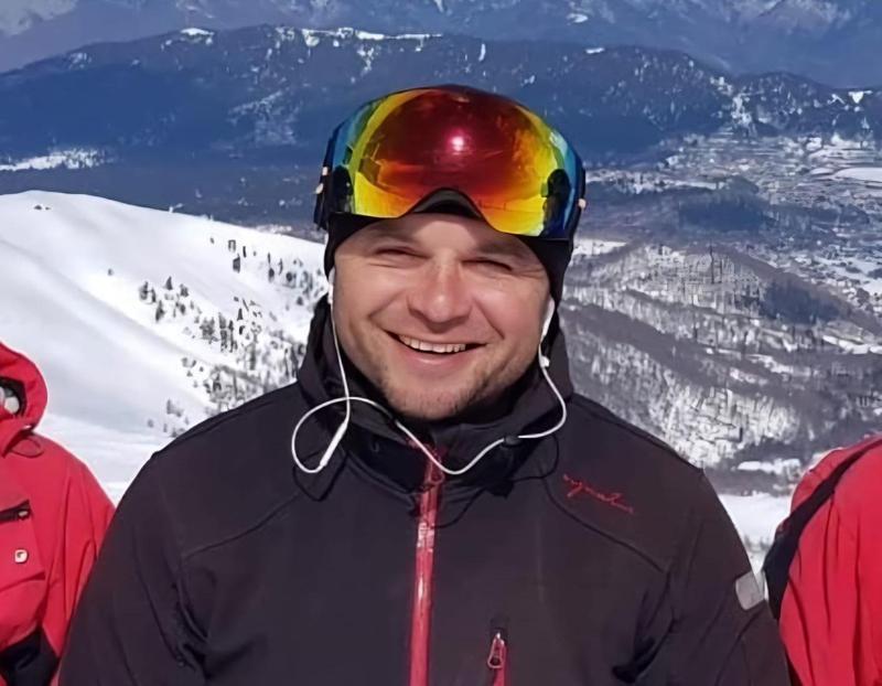 გარდაიცვალა ვლადიმერ ქუმარიტაშვილი, საციგაო სპორტის ფედერაციის პრეზიდენტი - "შოკირებულები ვართ, ამაყმა ბაკურიანელმა დაგვტოვა"