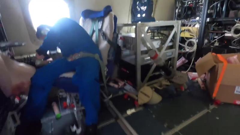 რა ხდებოდა თვითმფრინავში, რომელიც ქარიშხალ "მილტონის" დროს ტურბულენტურ ზონაში მოჰყვა (ვიდეო)